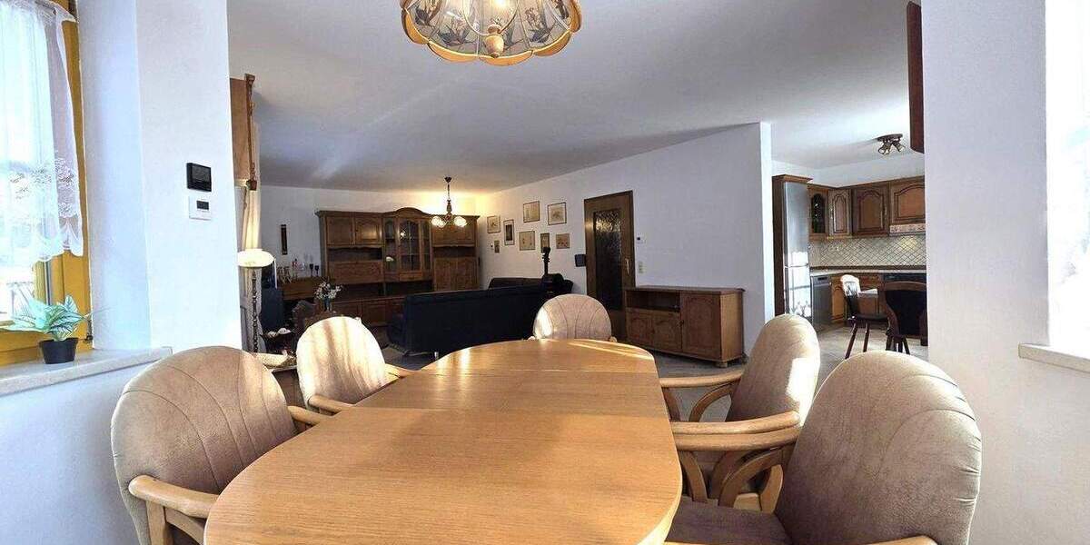 Modernes Einfamilienhaus in gefragter und sehr guter Lage mit großem Garten 4 zimmer