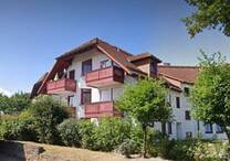 4 Zi., 3 Balkone, 2 Bäder inkl. TG-Stellplatz mit Fernblick, provisionsfrei