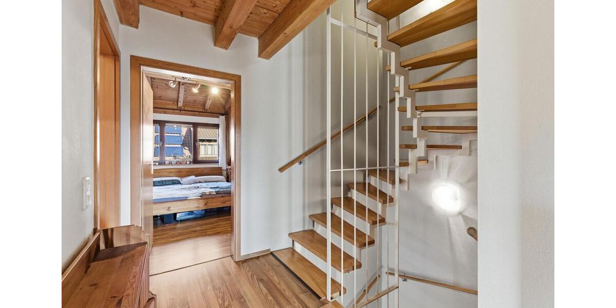 Familienfreundliches Reihenendhaus mit Garten zur Miete in Radebeul-Naundorf! 5 zimmer