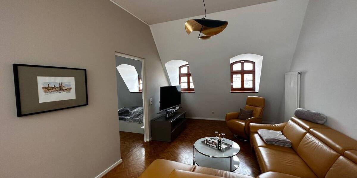 Etagenwohnung Dresden Innere Altstadt - 2 Zimmer, 77 m&sup2;, 2.900&euro; | Angebot:20968215