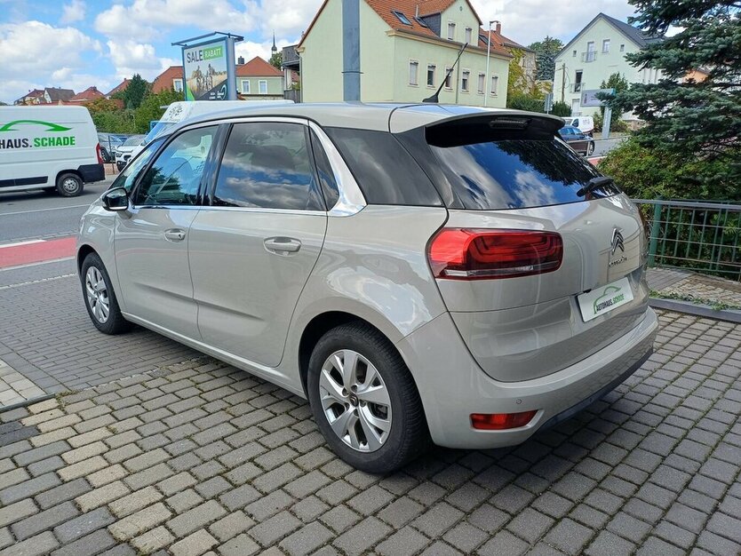 Citroen C4 SpaceTourer 1.2 PureTech Live 54.000 km 16.995 € Meißen 01662