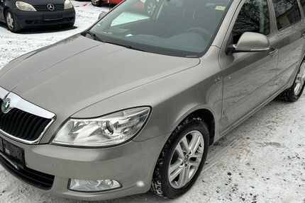 Skoda Octavia 161.000 km 6.795 &euro; Coswig 01640