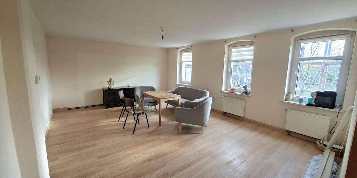 Etagenwohnung Klipphausen OT Weistropp Weistropp - 4 Zimmer, 85 m&sup2;, 600&euro; | Angebot:25819550