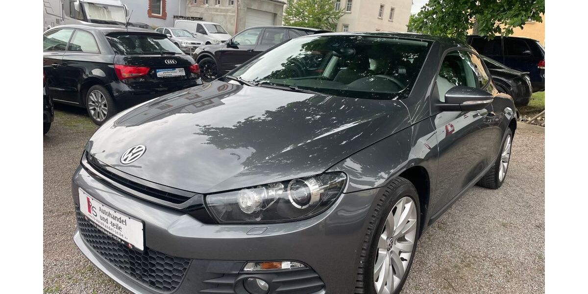 VW Scirocco 105.744 km 8.899 &euro; Radebeul 01445