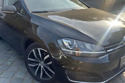 VW Golf 213.935 km 7.700 &euro; Freital 01705