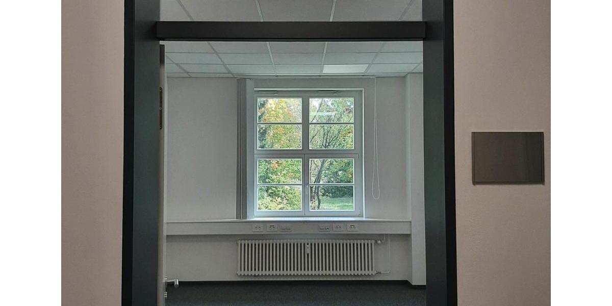 Gewerbeobjekt Dresden Klotzsche - 19&euro; | Angebot:26243226