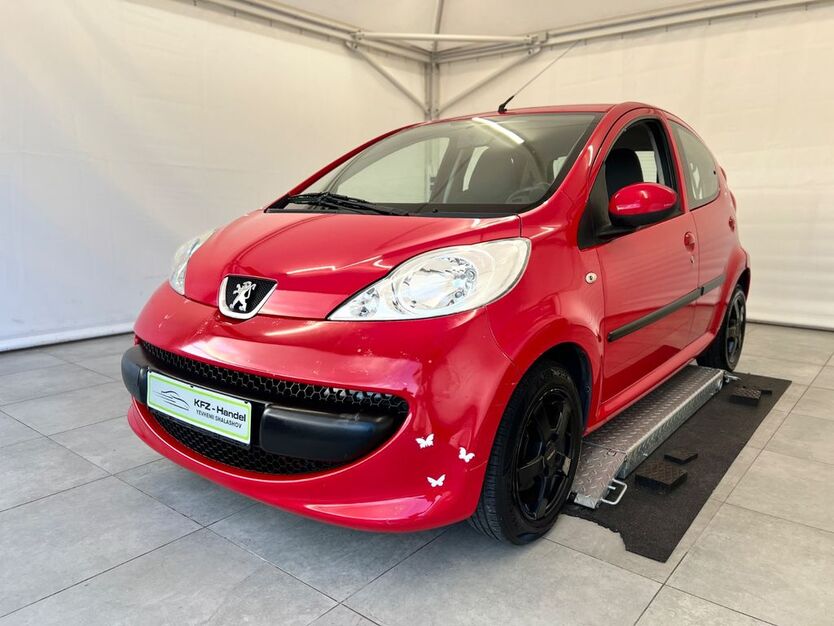 Peugeot 107 129.000 km 1.990 € Dresden 01067