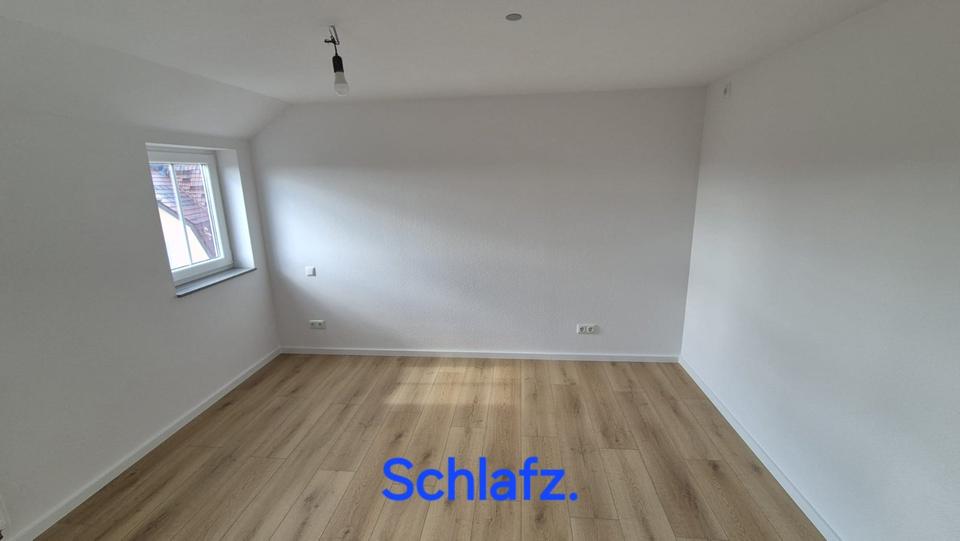 Dachgeschoßwohnung Stolpen - 2 Zimmer, 45 m&sup2;, 370&euro; | Angebot:25648421