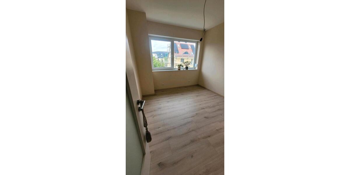 Doppelhaushälfte Dresden Cossebaude - 5 Zimmer, 150 m&sup2;, 724.000&euro; | Angebot:26884916