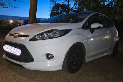Ford Fiesta 226.422 km 2.800 &euro; Heidenau 01809