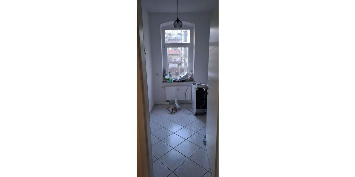 2-Raum-Wohnung mit Balkon, ruhige Seitenstraße, zentral gelegen 2 zimmer