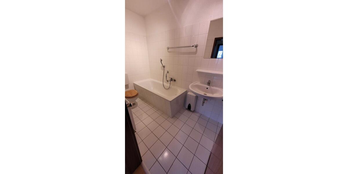 Etagenwohnung Radeberg - 2 Zimmer, 44 m&sup2;, 330&euro; | Angebot:25790155