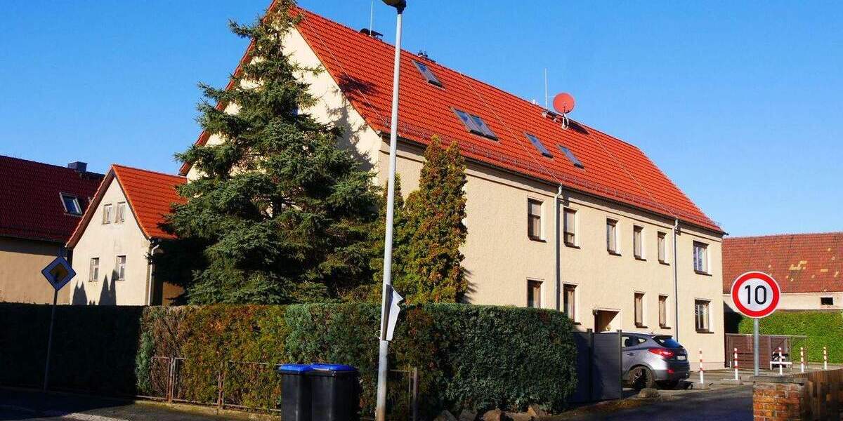 AREAS: RESERVIERT-Gemütliche ETW mit großer Nutzfläche, bezugsfrei! 2 zimmer