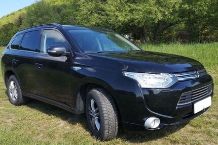 Mitsubishi Plug-in Hybrid Outlander 93.000 km 14.444 € Bad Gottleuba 01816