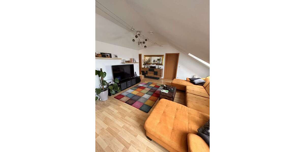 Etagenwohnung Dresden Leuben - 4 Zimmer, 80 m&sup2;, 800&euro; | Angebot:27504915