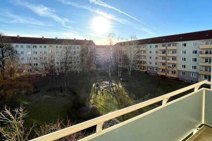 Wohnung Dresden / Tolkewitz Tolkewitz/Seidnitz-Nord - 3 Zimmer, 62 m&sup2;, 596&euro; | Angebot:25818476