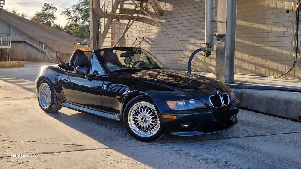 BMW Z3 123.000 km 9.999 &euro; Leuben (Dresden) 01257