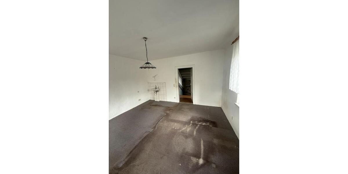 Einfamilienhaus Dresden Cossebaude - 7 Zimmer, 120 m&sup2;, 180.000&euro; | Angebot:26268434