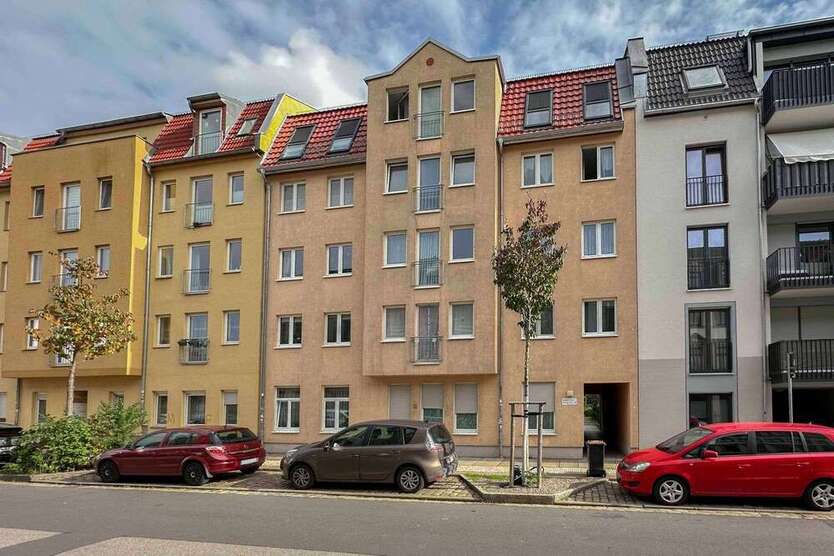 Wohnung zum Kaufen in Dresden 89.500 € 42.07 m²