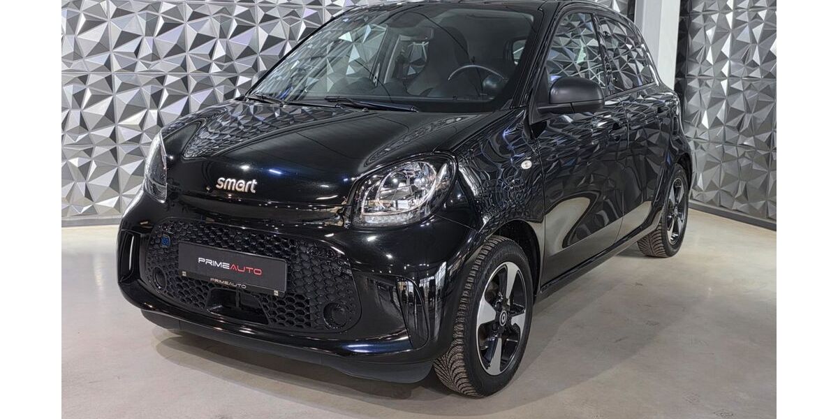 Smart ForFour 46.853 km 9.690 &euro; Dresden 01139