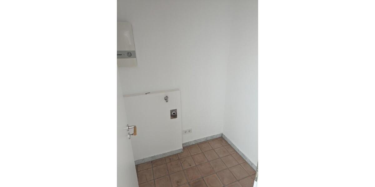 Etagenwohnung Dresden Cossebaude - 1 Zimmer, 37 m&sup2;, 369&euro; | Angebot:25438209
