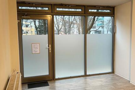 BüroLaden: zentral aber ruhig - Nähe Hauptbahnhof, Schaufenster, direkter Zugang, provisionsfrei zimmer