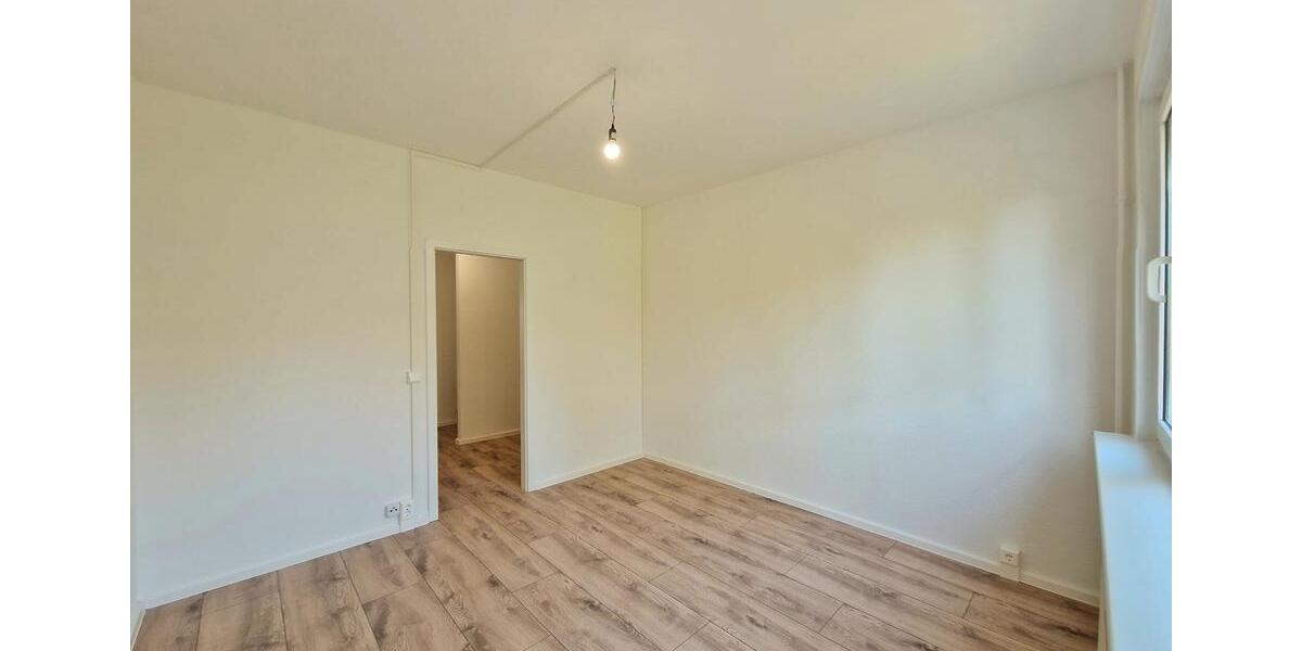 Etagenwohnung Dresden Cotta - 3 Zimmer, 64 m&sup2;, 707&euro; | Angebot:24941013
