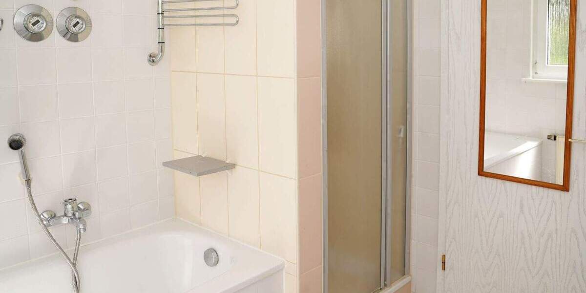 Etagenwohnung Dresden Weißig - 3 Zimmer, 79 m&sup2;, 199.000&euro; | Angebot:25836508