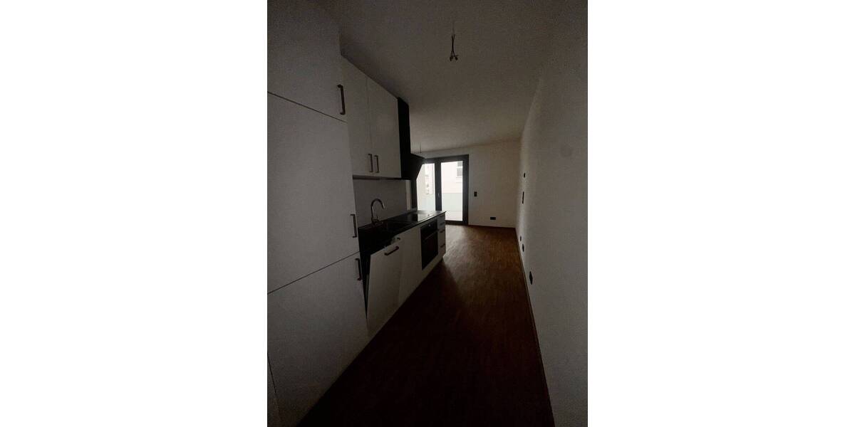 Etagenwohnung Dresden Äußere Neustadt - 2 Zimmer, 60 m&sup2;, 930&euro; | Angebot:26797375