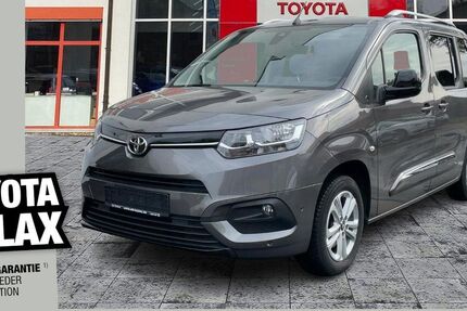 Toyota Proace City 30.451 km 25.490 &euro; Dresden 01139