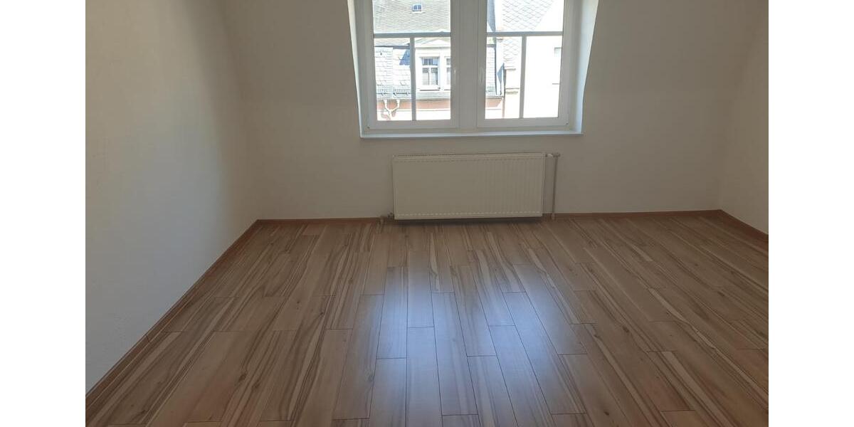 Etagenwohnung Freital - 3 Zimmer, 77 m&sup2;, 174.000&euro; | Angebot:26515872