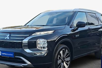 Mitsubishi Plug-in Hybrid Outlander 2.500 km 53.930 &euro; Dresden 01159