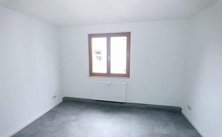 Etagenwohnung Freital - 2 Zimmer, 47 m&sup2;, 390&euro; | Angebot:26659840