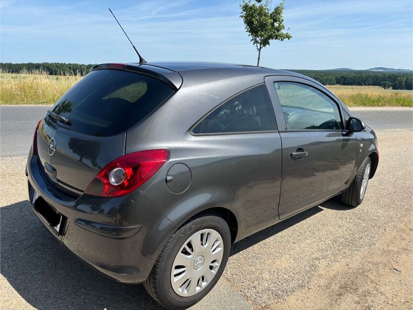 Opel Corsa 102.000 km 2.500 € Radeberg 01454