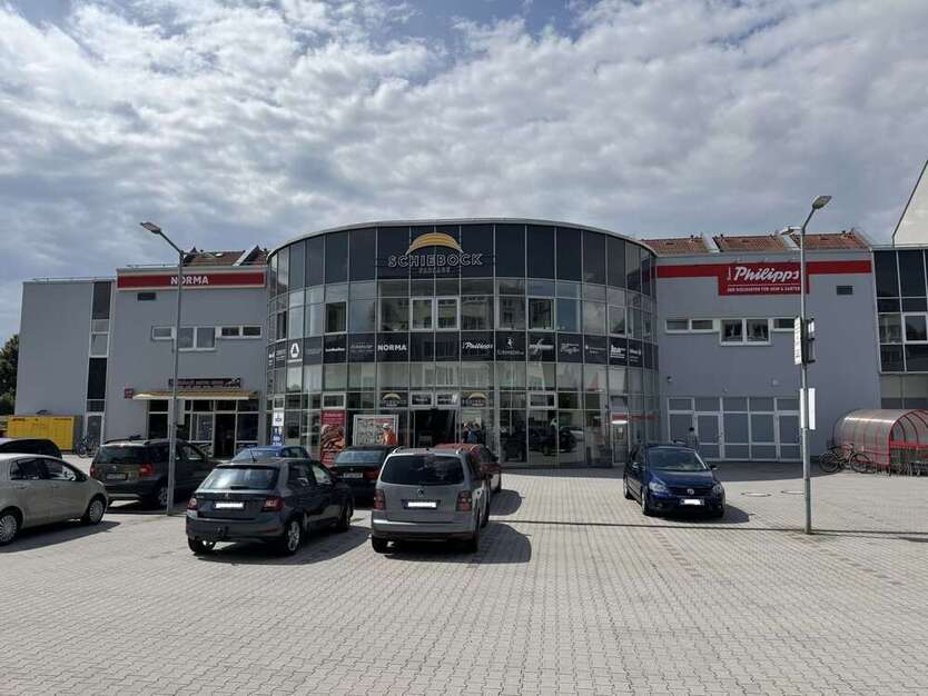 Einzelhandel in Bischofswerda 4.200.000 € 5121.81 m²