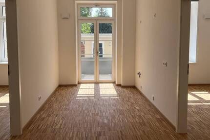 Wohnung Dresden Striesen-Süd - 2 Zimmer, 62 m&sup2;, 870&euro; | Angebot:26261754