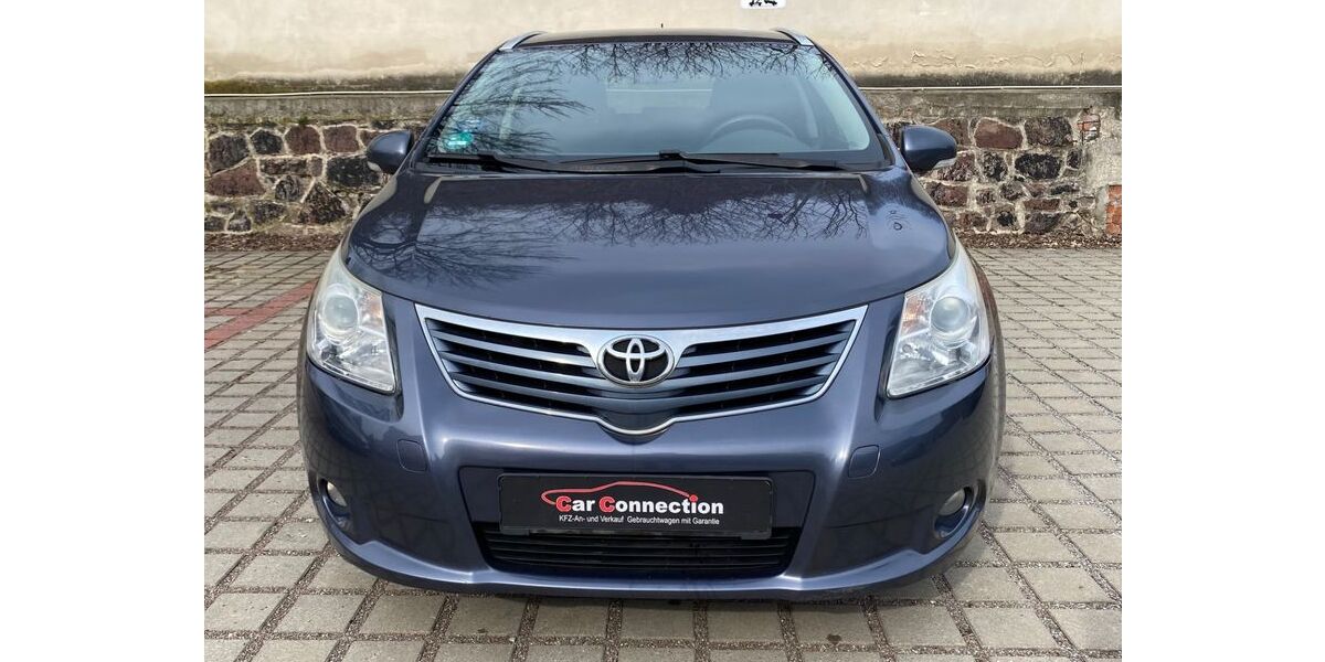 Toyota Avensis 239.826 km 3.999 &euro; Dresden 01187