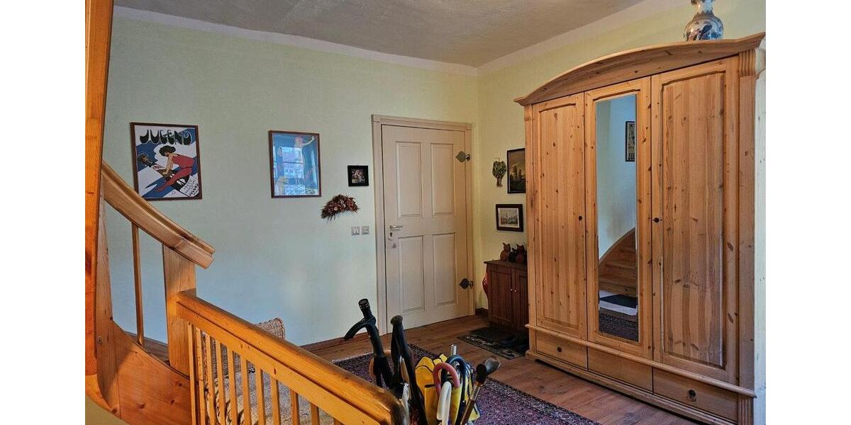 Etagenwohnung Dresden Klotzsche - 2 Zimmer, 107 m&sup2;, 700&euro; | Angebot:26021813