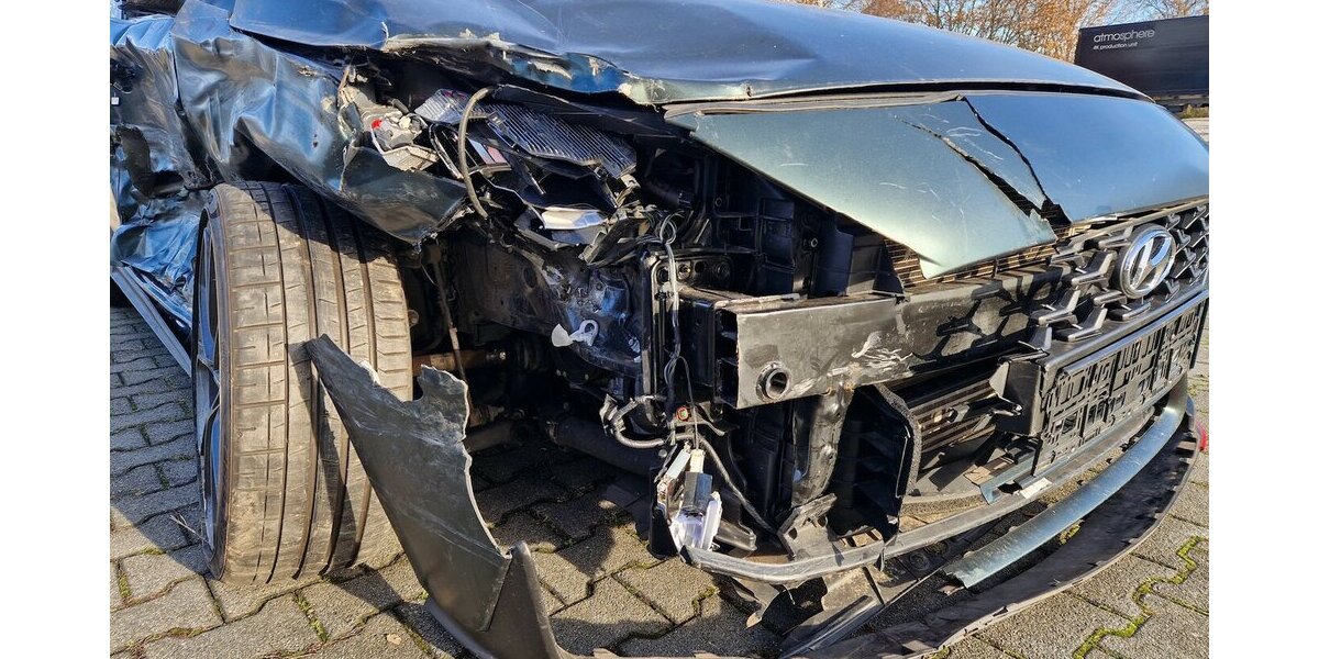 Hyundai i30 Fastback N Performance 28.530 km 7.900 &euro; Wilsdruff 01723