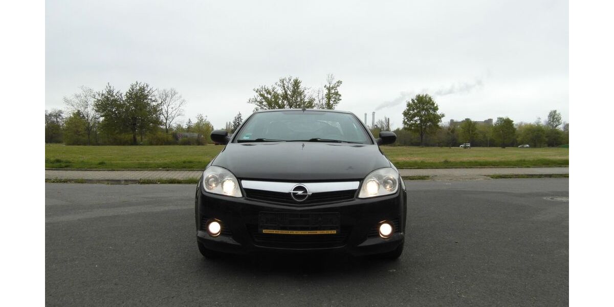 Opel Tigra 154.760 km 2.200 &euro; Dresden 01237