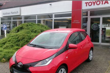 Toyota Aygo (X) 25.300 km 9.990 &euro; Dresden 01259