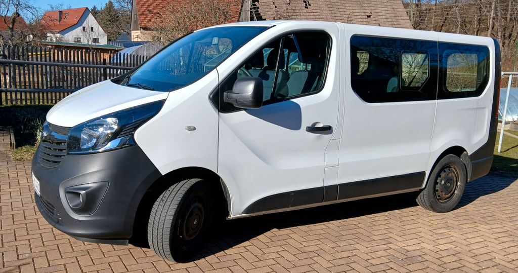 Opel Vivaro 162.000 km 14.500 &euro; Bahretal 01819