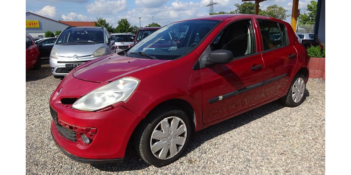 Renault Clio 71.592 km 2.200 &euro; Dresden 01219
