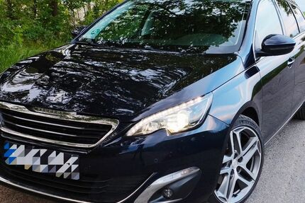 Peugeot 308 152.000 km 8.499 &euro; Thiendorf 01561