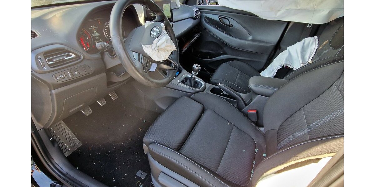 Hyundai i30 Fastback N Performance 28.530 km 7.900 &euro; Wilsdruff 01723