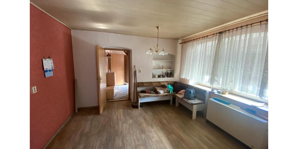 Einfamilienhaus Ebersbach - 5 Zimmer, 95 m&sup2;, 90.000&euro; | Angebot:26940795