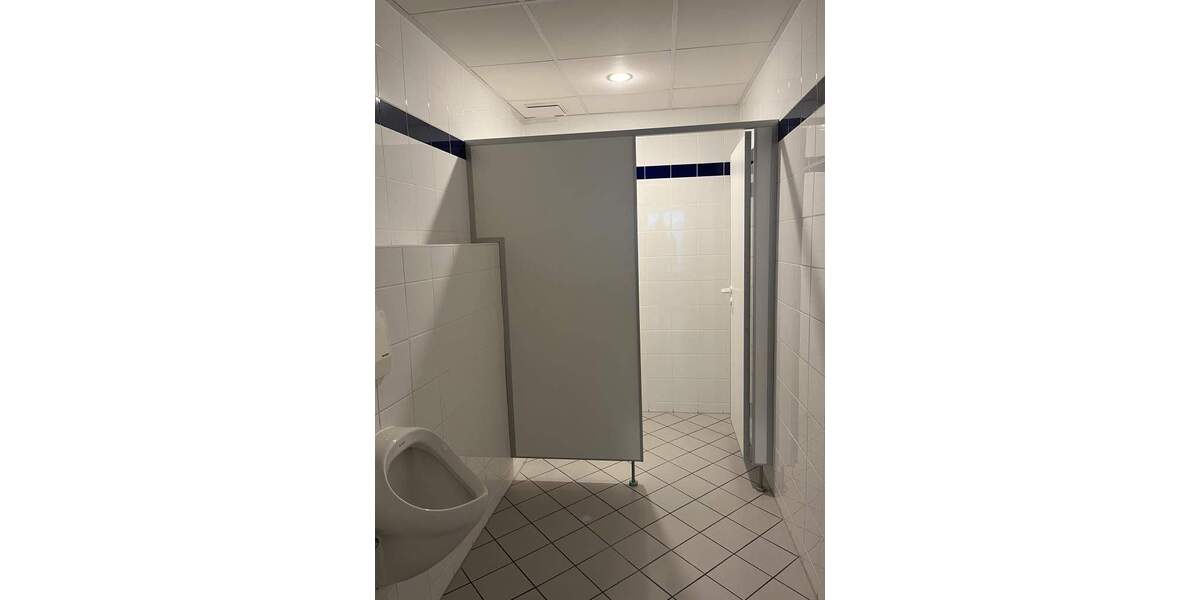 Sie haben ein Konzept für Ihr Unternehmen - Wir die räumliche Lösung! 7 zimmer