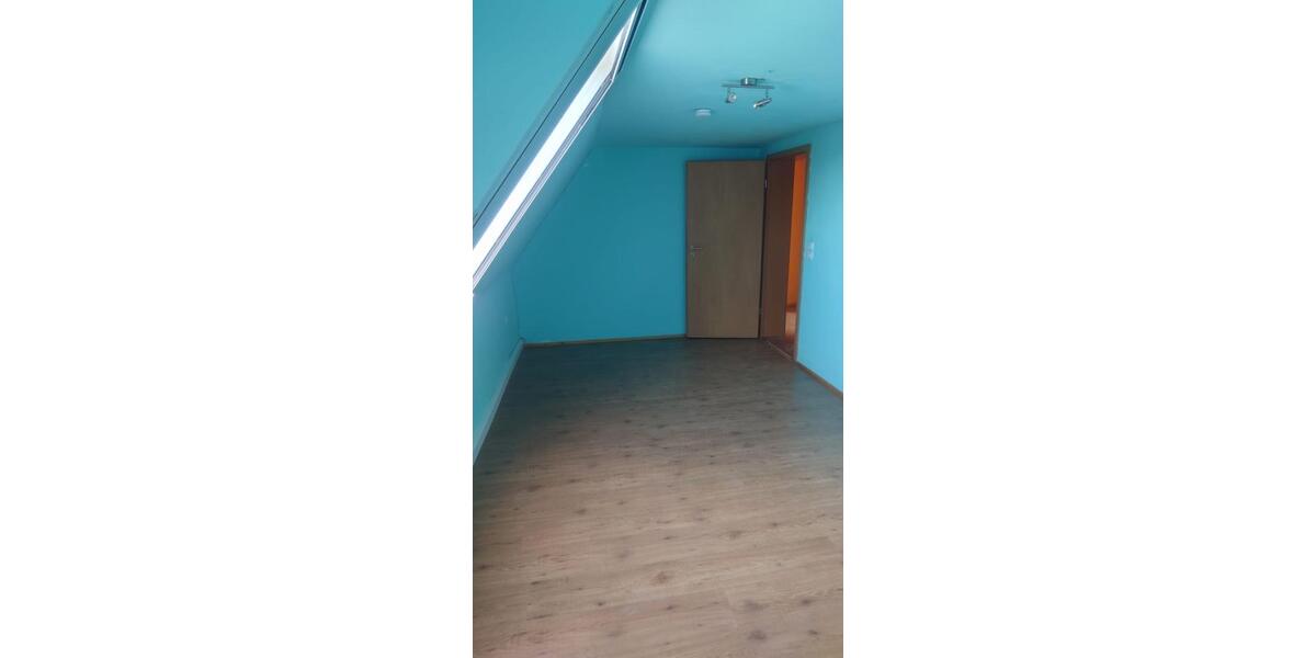 Dachgeschoßwohnung Wilsdruff - 2 Zimmer, 54 m&sup2;, 552&euro; | Angebot:25794403