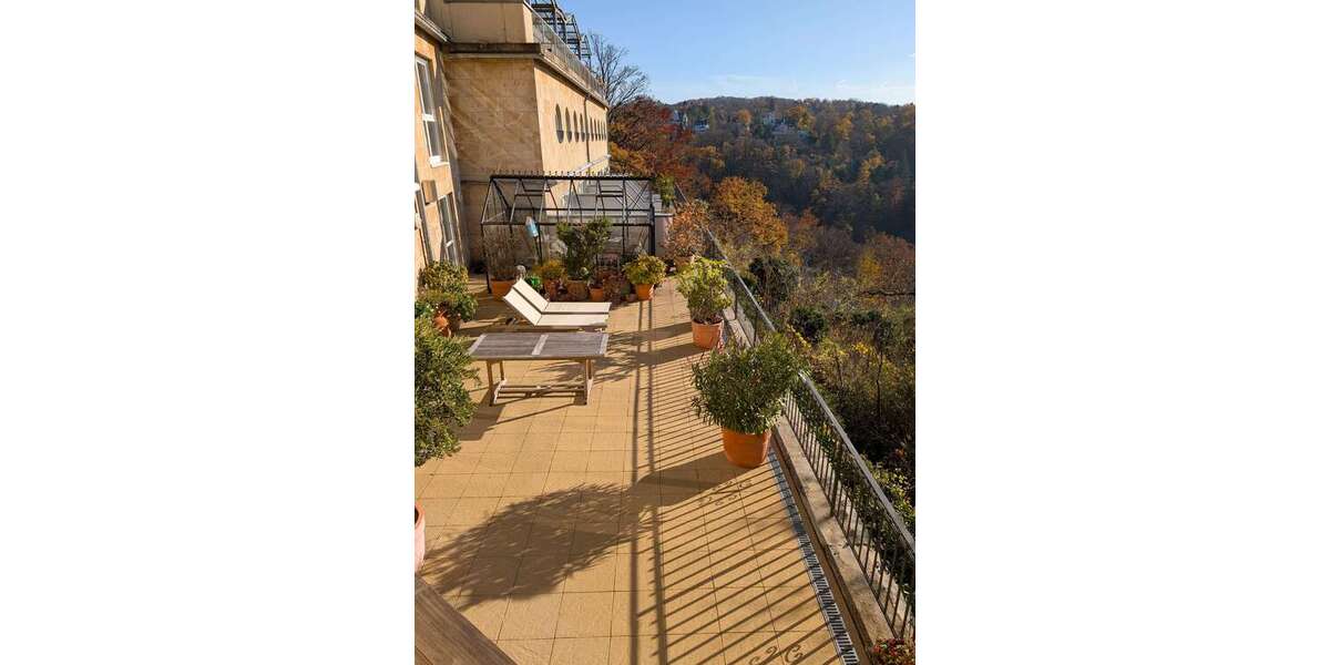 Etagenwohnung Dresden Loschwitz - 3 Zimmer, 137 m&sup2;, 2.605&euro; | Angebot:26940082