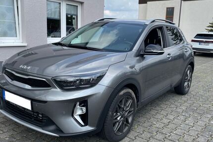 Kia Stonic 16.000 km 19.690 &euro; Coswig 01640
